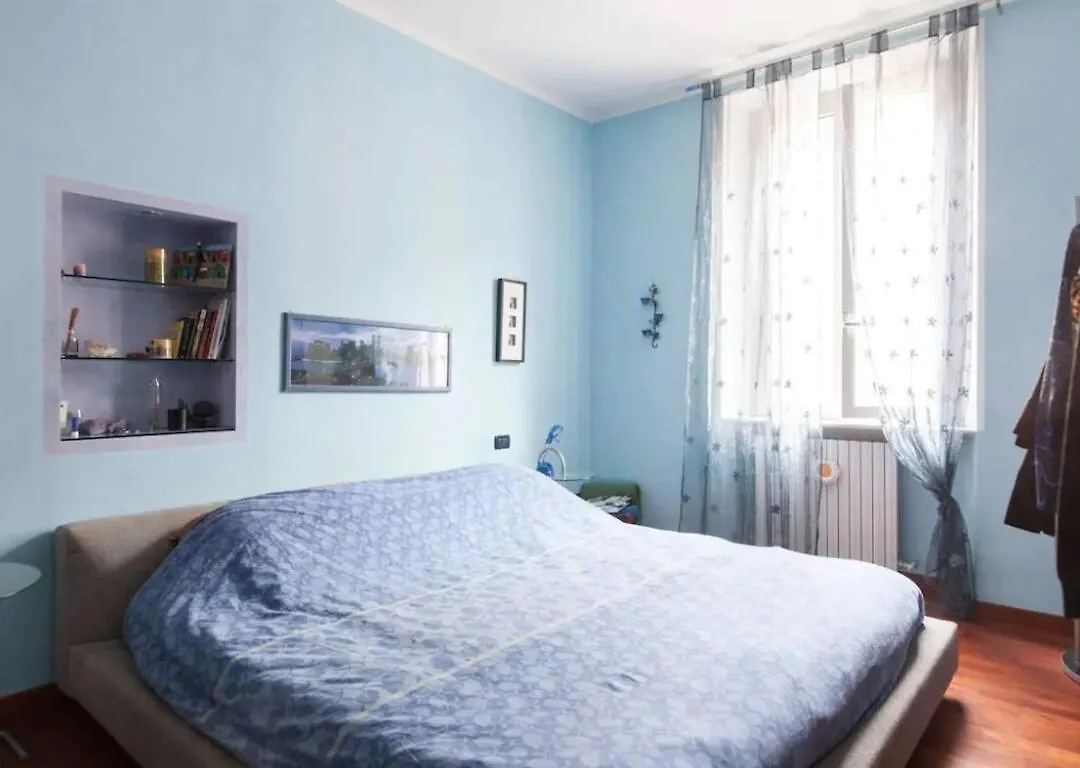 A Quiet And Loving Gem In The Center Of Milan Apartment