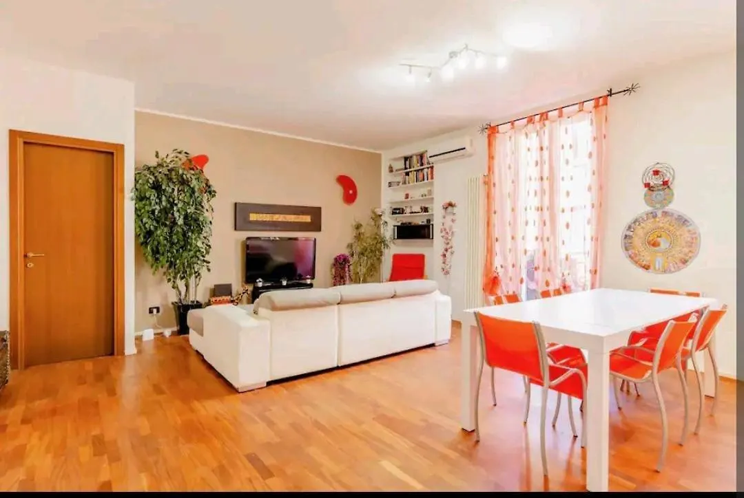 A Quiet And Loving Gem In The Center Of Milan location