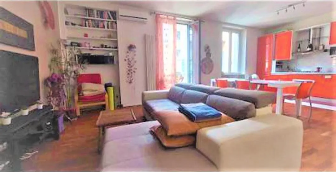A Quiet And Loving Gem In The Center Of Milan Apartment 0*,