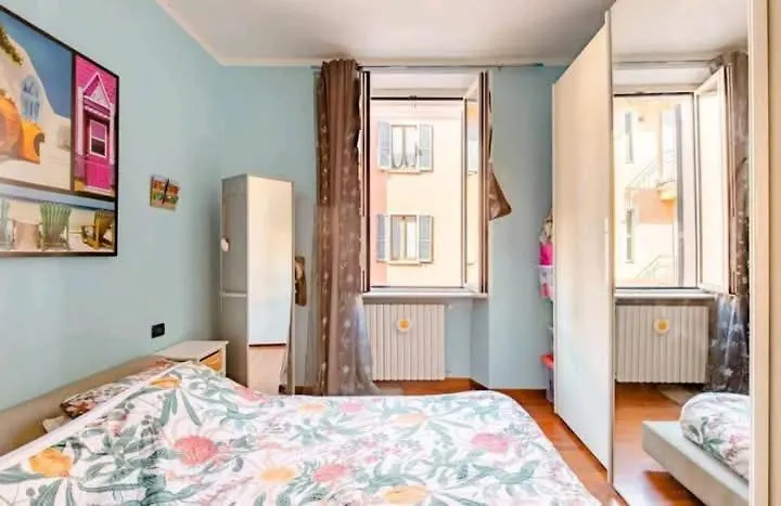 A Quiet And Loving Gem In The Center Of Milan Apartment